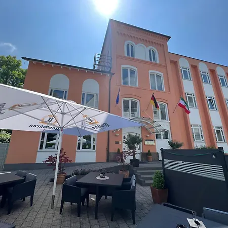 Hotel Am Muehlenteich 4*