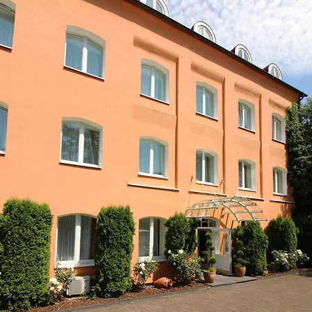 Hotell Am Muehlenteich 4*