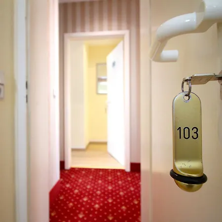 Am Muehlenteich Hotell 4*