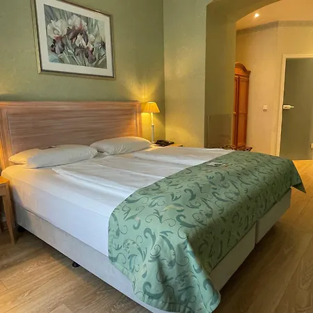 Am Muehlenteich 4*