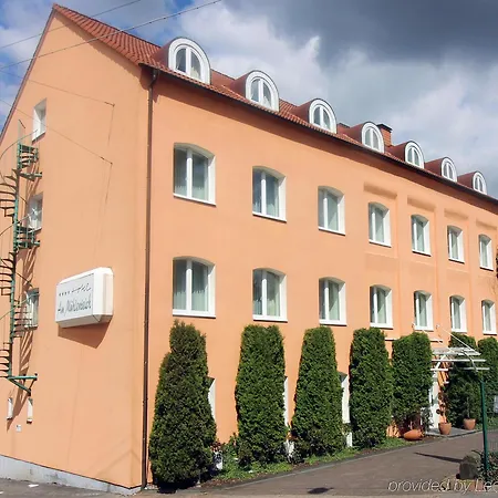 Hotel Am Mühlenteich 4*