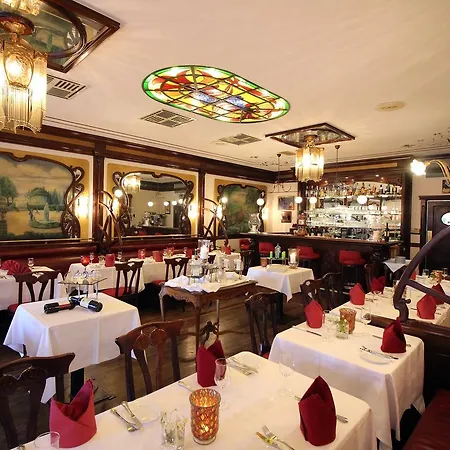 Hotel Am Mühlenteich 4*